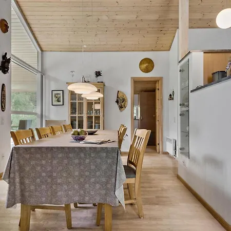 3 Bedroom Gorgeous In *