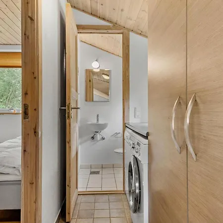 3 Bedroom Awesome In * Ringkobing