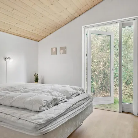 3 Bedroom Awesome In Holiday home Ringkobing